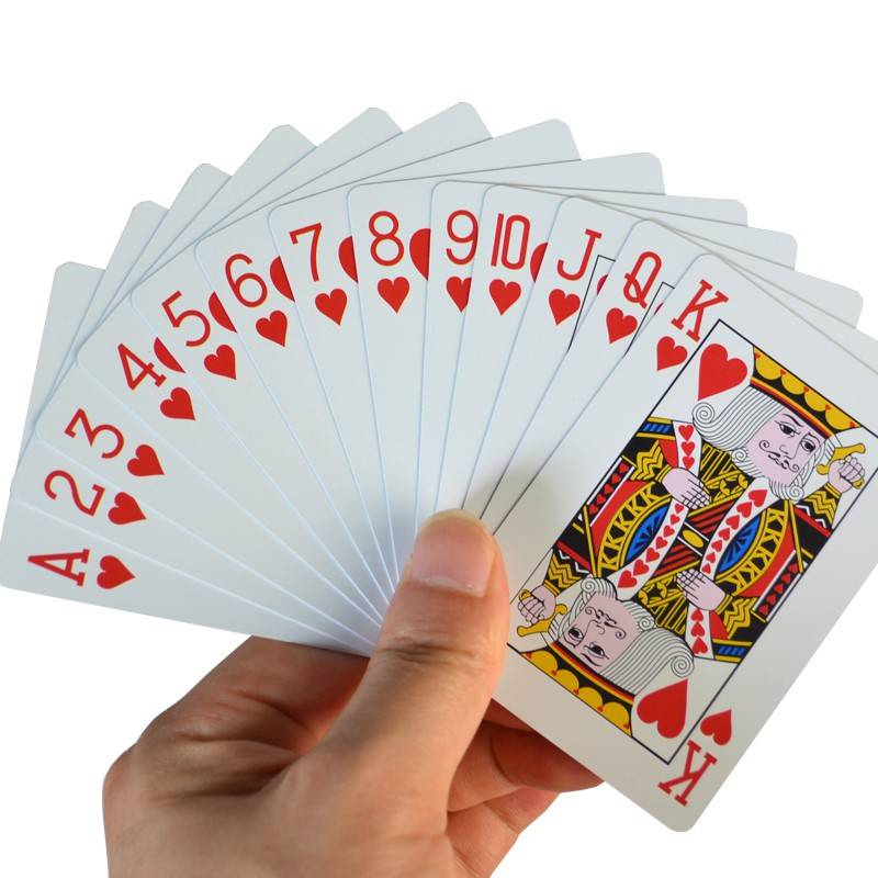 Hiểu rõ về tú lơ khơ: Trò chơi bài đầy chiến thuật